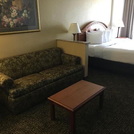 Quality Inn & Suites Winter Park Village Area Orlando Extérieur photo