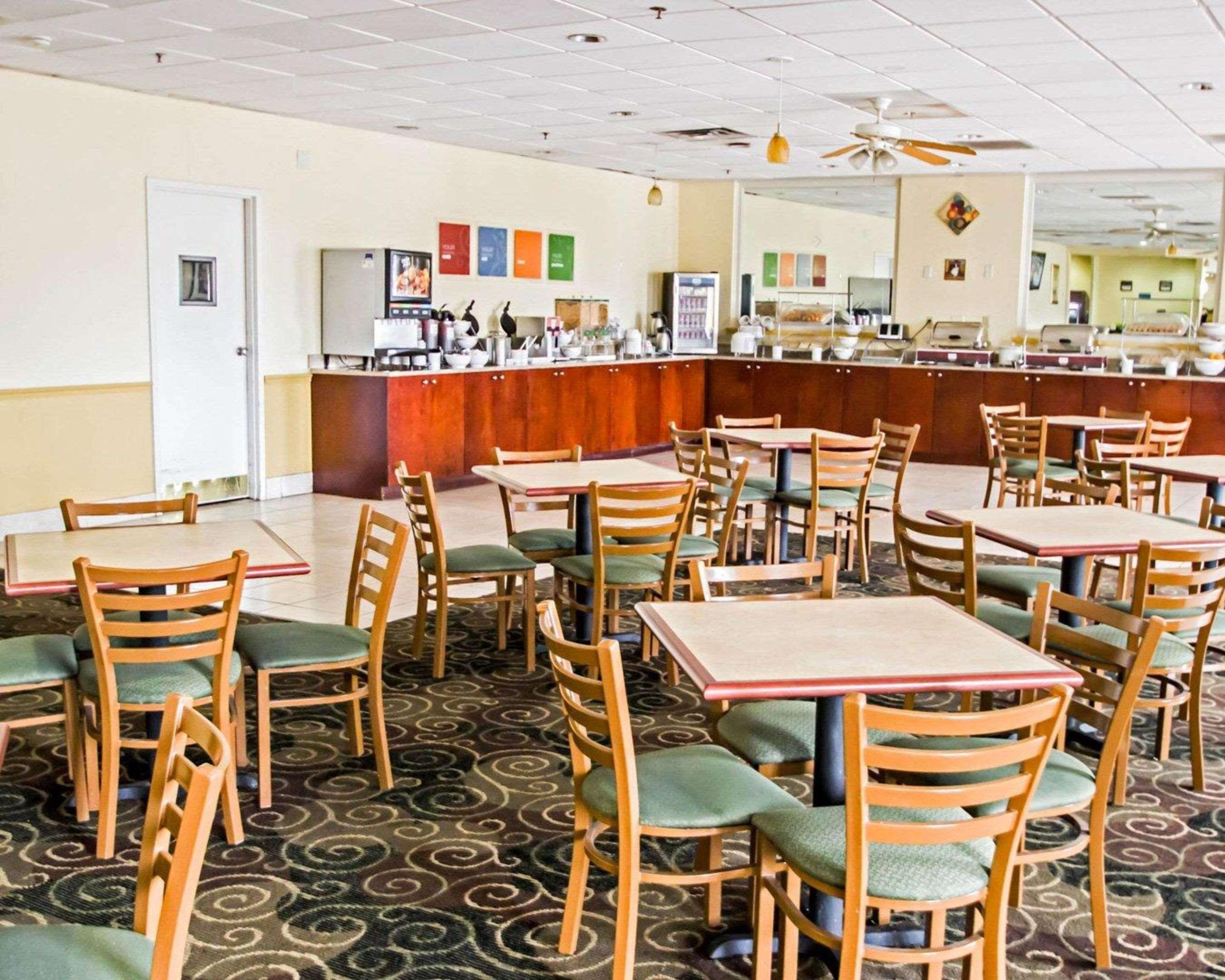 Quality Inn & Suites Winter Park Village Area Orlando Extérieur photo