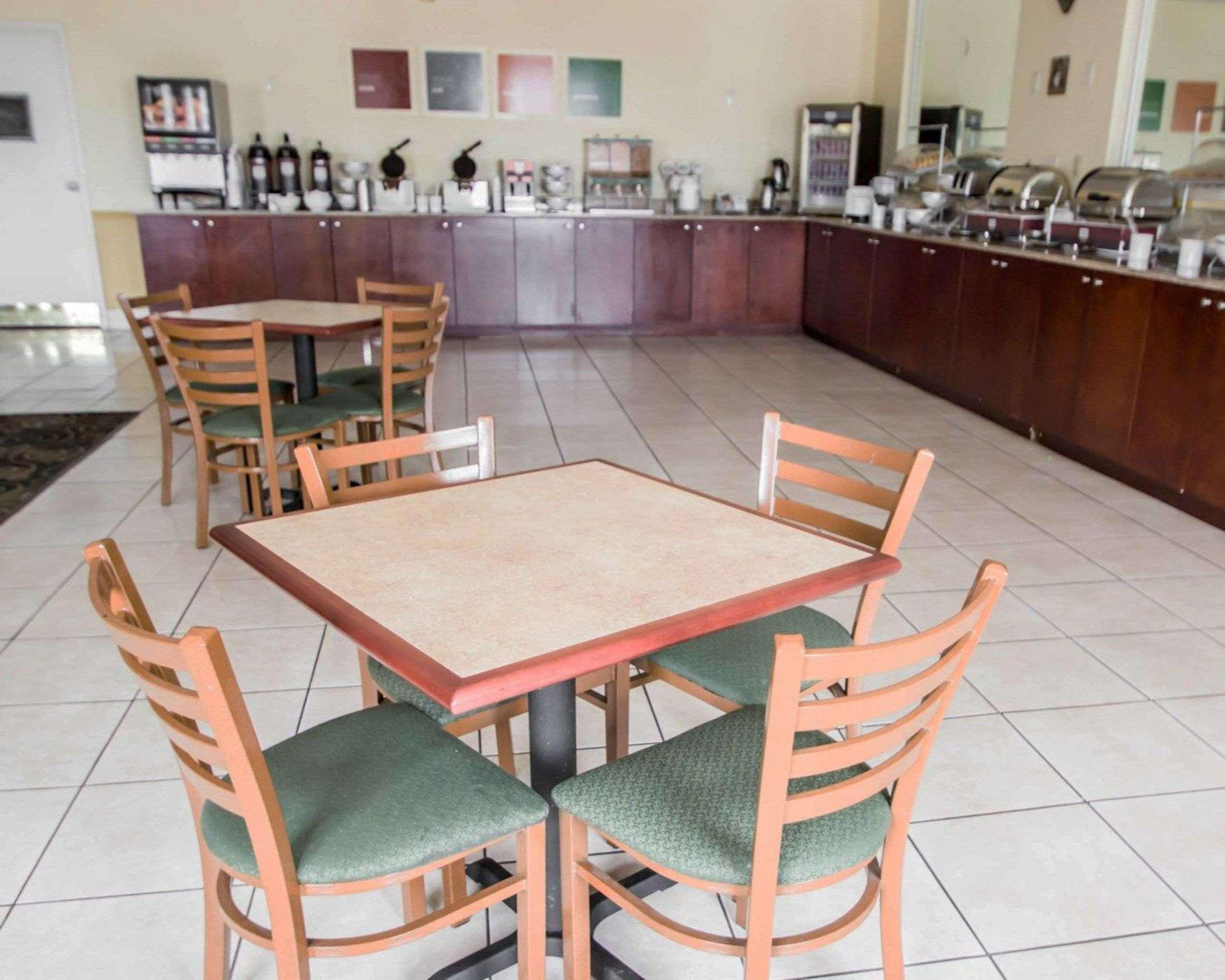 Quality Inn & Suites Winter Park Village Area Orlando Extérieur photo