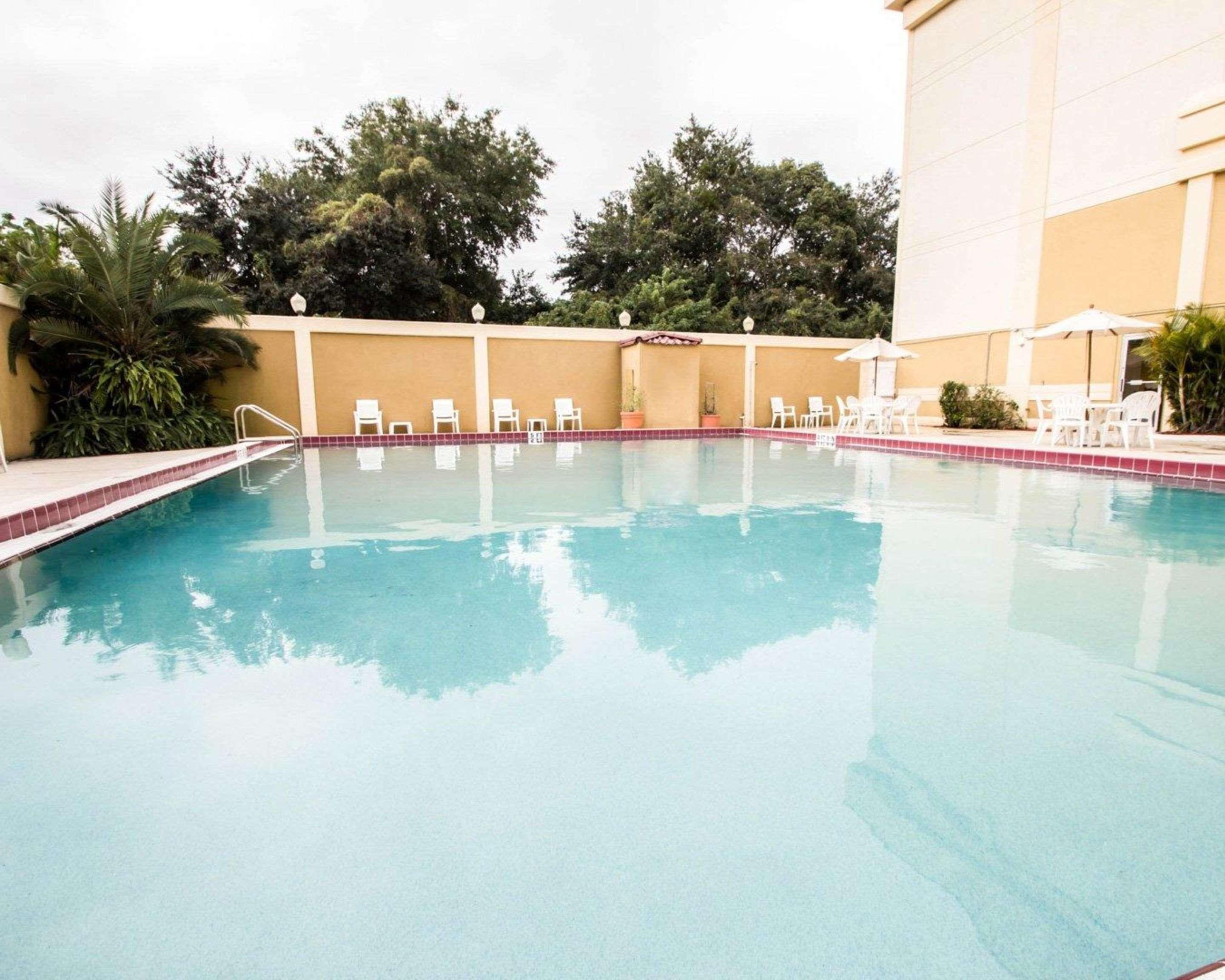 Quality Inn & Suites Winter Park Village Area Orlando Extérieur photo